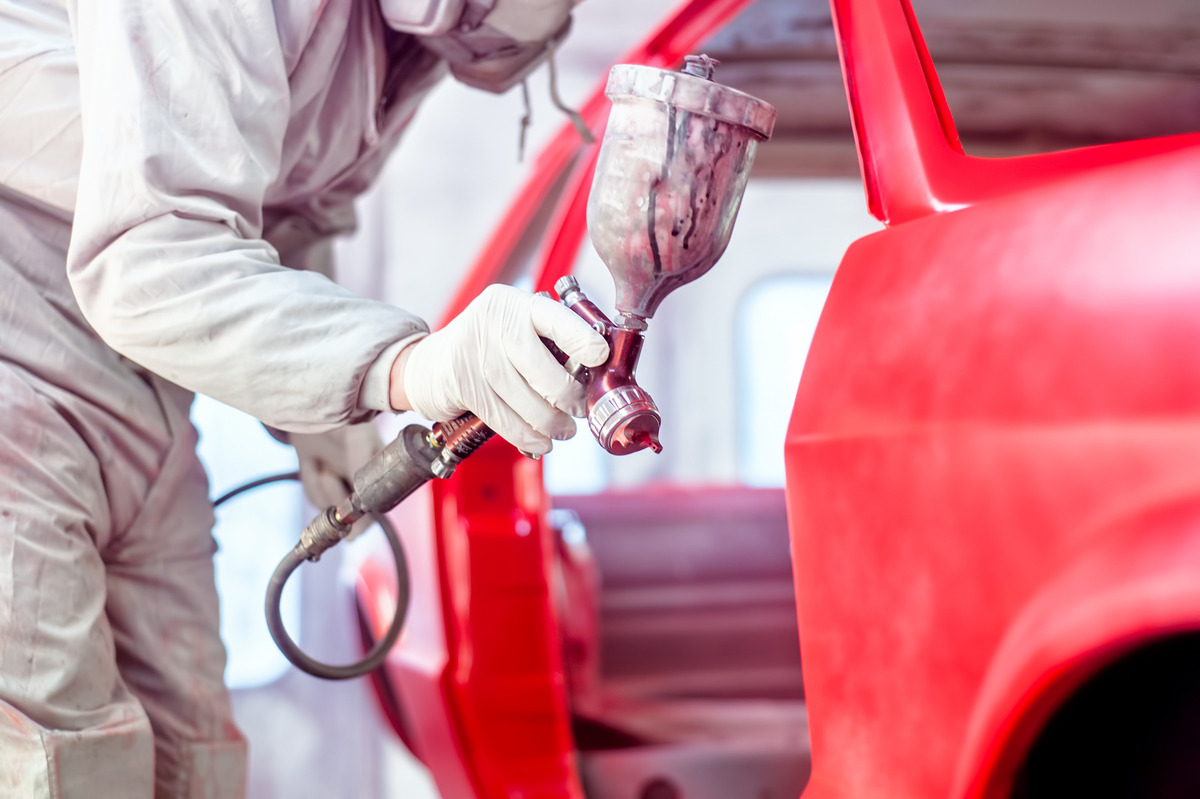 Lựa chọn gara uy tín để thực hiện đổi màu xe 